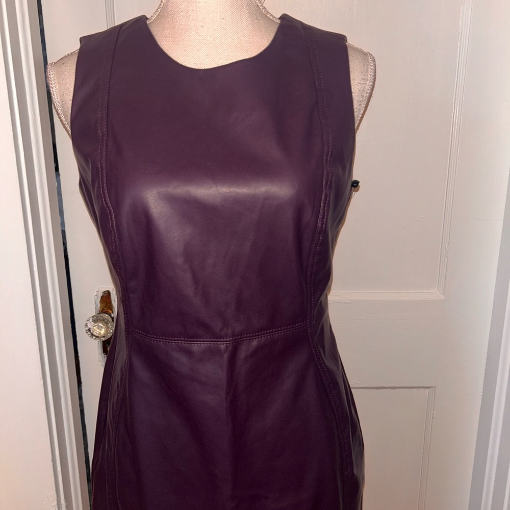 Womens Calvin Klein dark Purple/eggplant color faux Leather NWT size 8 - Picture 3 of 12